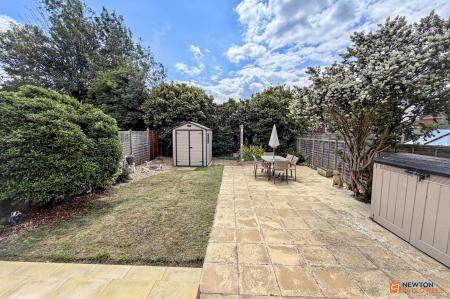 3 bedroom End of terrace house for sale in Spencer Avenue, Stanground, Peterborough, PE2