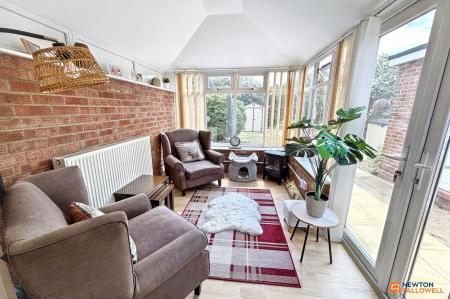 3 bedroom End of terrace house for sale in Spencer Avenue, Stanground, Peterborough, PE2