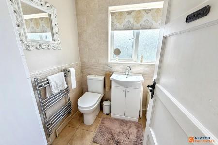 3 bedroom End of terrace house for sale in Spencer Avenue, Stanground, Peterborough, PE2