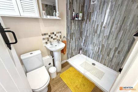 3 bedroom End of terrace house for sale in Spencer Avenue, Stanground, Peterborough, PE2