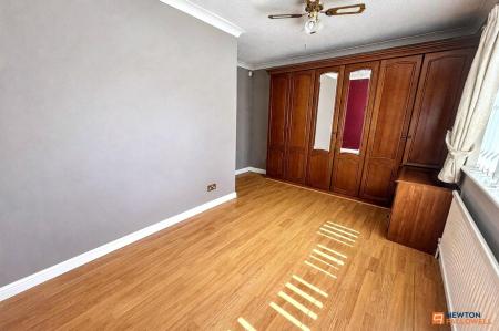 3 bedroom Detached house for sale in Borrowdale Close, Gunthorpe, Peterborough, PE4