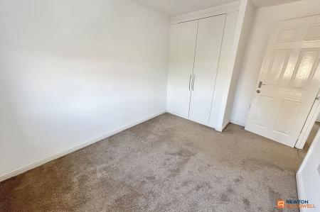 5 bedroom Semi-detached house to let in Lyvelly Gardens, Peterborough, PE1