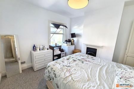 3 bedroom End of terrace house for sale in New Road, Woodston, PE2