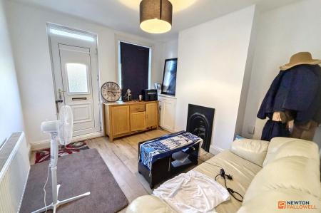 3 bedroom End of terrace house for sale in New Road, Woodston, PE2