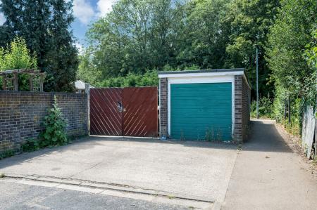 3 bedroom Detached house for sale in Walcot Walk, Netherton, PE3