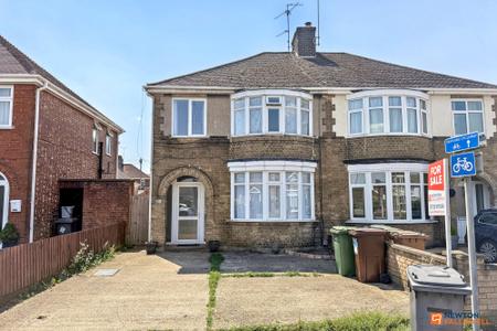 Lincoln Road, Walton, Peterborough, PE4