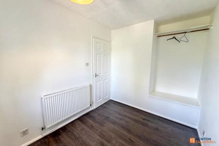 2 bedroom Property for sale in Swale Avenue, Gunthorpe, Peterborough, PE4