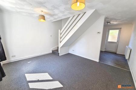 2 bedroom Property for sale in Swale Avenue, Gunthorpe, Peterborough, PE4