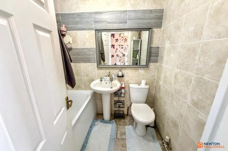 5 bedroom Semi-detached house for sale in Elmore Road, Netherton, Peterborough, PE3