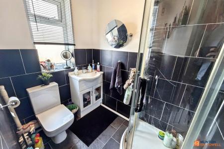 5 bedroom Semi-detached house for sale in Elmore Road, Netherton, Peterborough, PE3