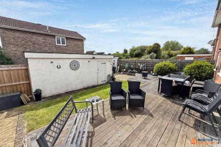5 bedroom Semi-detached house for sale in Elmore Road, Netherton, Peterborough, PE3