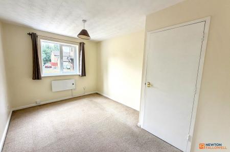 1 bedroom Flat for sale in Stagshaw Drive, Fletton, Peterborough, PE2
