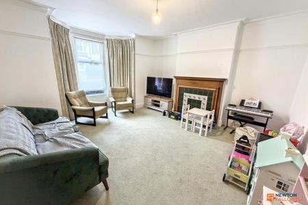 4 bedroom Semi-detached house for sale in Thorpe Lea Road, Peterborough, PE3