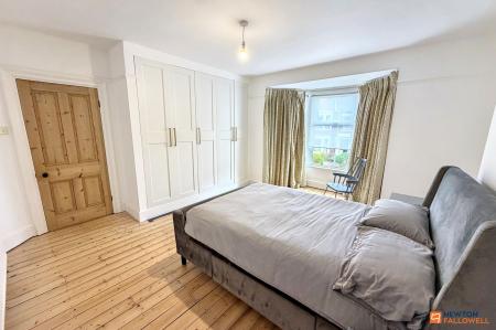 4 bedroom Semi-detached house for sale in Thorpe Lea Road, Peterborough, PE3