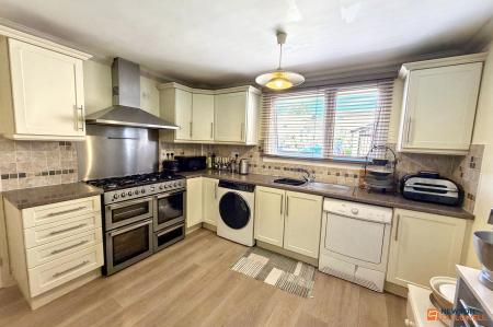 3 bedroom Terraced House for sale in Tirrington, Bretton, Peterborough, PE3