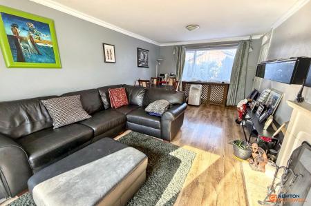 3 bedroom Terraced House for sale in The Whaddons, Huntingdon, PE29