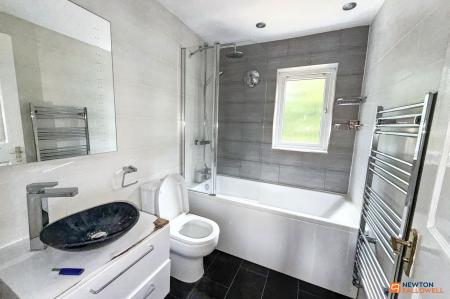3 bedroom Terraced House to let in The Squires, Woodston, Peterborough, PE2