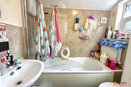 3 bedroom Terraced House for sale in Charles Street, Peterborough, PE1