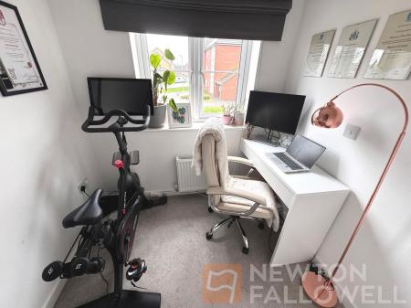 3 bedroom End of terrace house for sale in Hope Close, Peterborough, PE3