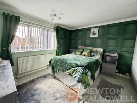 3 bedroom Semi-detached house for sale in Keats Way, Peterborough, PE1
