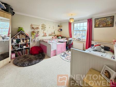 5 bedroom Terraced House for sale in King Henry Chase, Bretton, Peterborough, PE3
