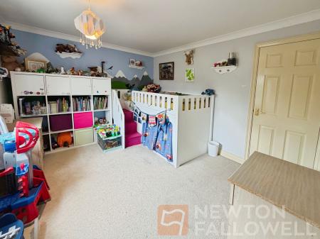 5 bedroom Terraced House for sale in King Henry Chase, Bretton, Peterborough, PE3
