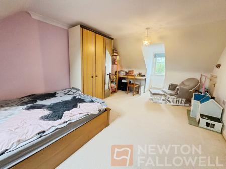 5 bedroom Terraced House for sale in King Henry Chase, Bretton, Peterborough, PE3
