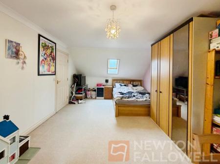 5 bedroom Terraced House for sale in King Henry Chase, Bretton, Peterborough, PE3