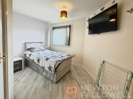 2 bedroom Flat for sale in Clayburn Road, Hampton Centre, Peterborough, PE7