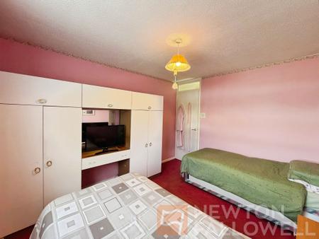3 bedroom Terraced House for sale in Cleatham, Bretton, Peterborough, PE3