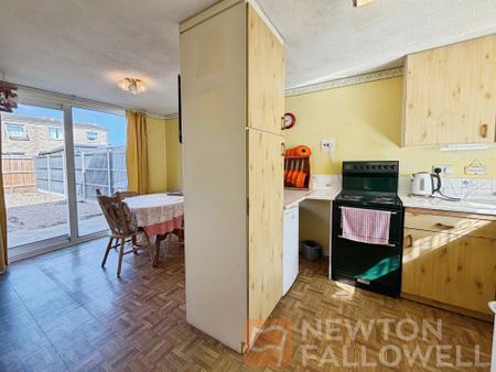 3 bedroom Terraced House for sale in Cleatham, Bretton, Peterborough, PE3