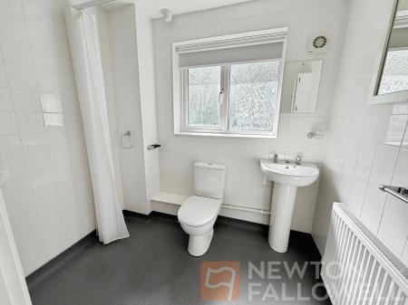 3 bedroom Semi-detached house to let in Partridge Grove, Peterborough, PE4