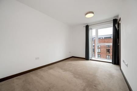2 bedroom Flat for sale in Avonside House, Fletton Quays, Peterborough, PE2