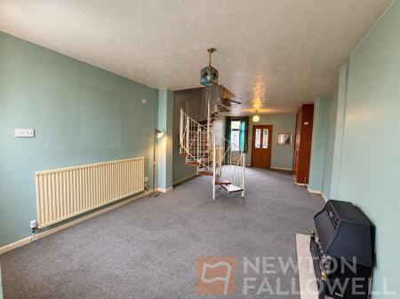 3 bedroom Semi-detached house for sale in West Parade, Peterborough, PE3