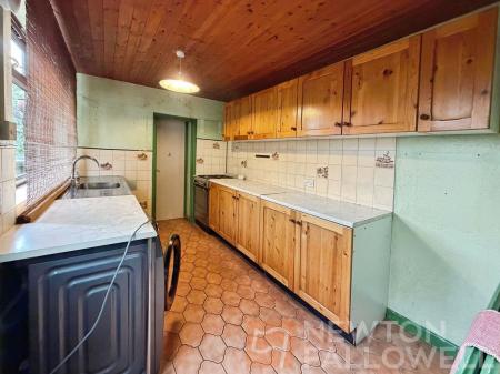 3 bedroom Semi-detached house for sale in West Parade, Peterborough, PE3