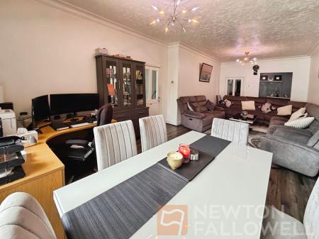 5 bedroom Terraced House for sale in Cromwell Road, Peterborough, PE1