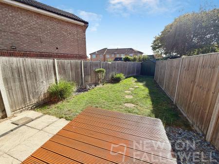 2 bedroom Semi-detached house to let in Mealsgate, Gunthorpe, Peterborough, PE4