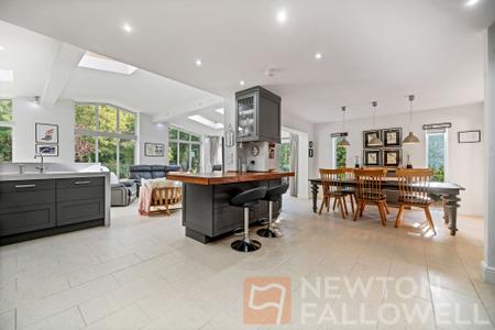 4 bedroom Detached house for sale in Westhawe, Bretton, Peterborough, PE3