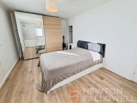 3 bedroom Semi-detached house for sale in Heron Park, Peterborough, PE1
