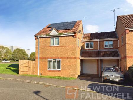 3 bedroom Semi-detached house for sale in Heron Park, Peterborough, PE1