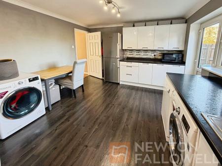 3 bedroom Semi-detached house for sale in Heron Park, Peterborough, PE1