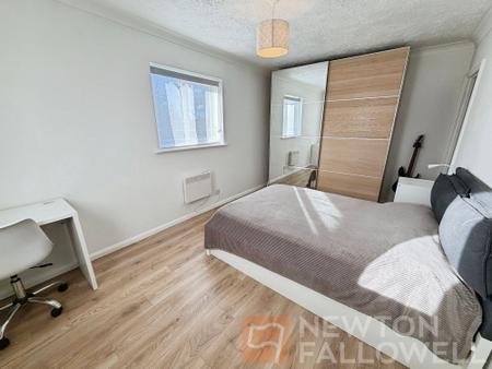 3 bedroom Semi-detached house for sale in Heron Park, Peterborough, PE1