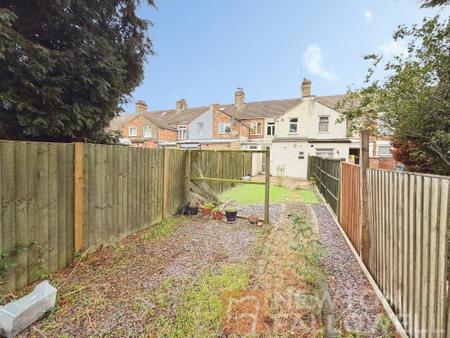3 bedroom Terraced House for sale in Silver Street, Peterborough, PE2
