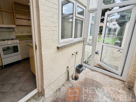 3 bedroom Terraced House for sale in Silver Street, Peterborough, PE2