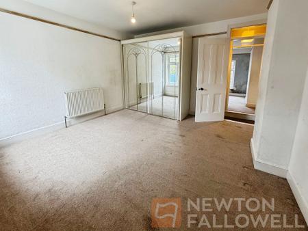 3 bedroom Terraced House for sale in Silver Street, Peterborough, PE2