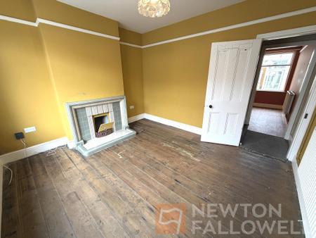 3 bedroom Terraced House for sale in Silver Street, Peterborough, PE2