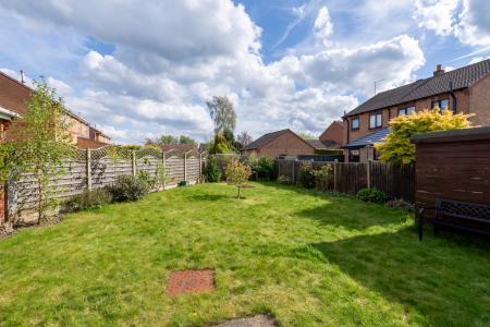 4 bedroom Detached house for sale in Chatsworth Road, Creswell S80