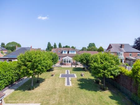 5 bedroom Bungalow for sale in Goose Lane, Wickersley, Rotherham, S66