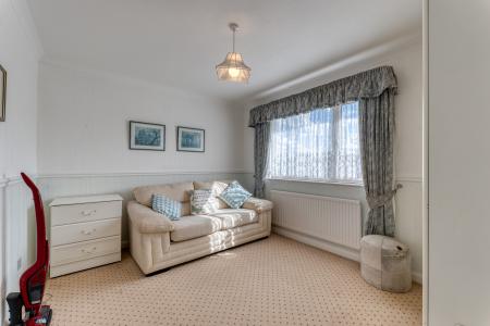 3 bedroom Semi-detached house for sale in Littondale, Worksop, S81