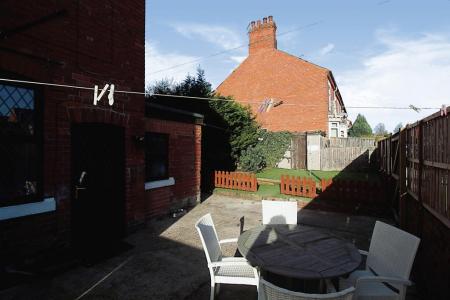 3 bedroom Semi-detached house for sale in Overend Road, Worksop, S80